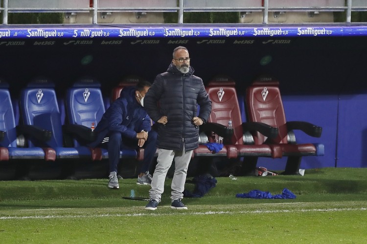 加的斯主帅:即使失去梅西巴萨也会压迫到禁区前 我们有机会赢