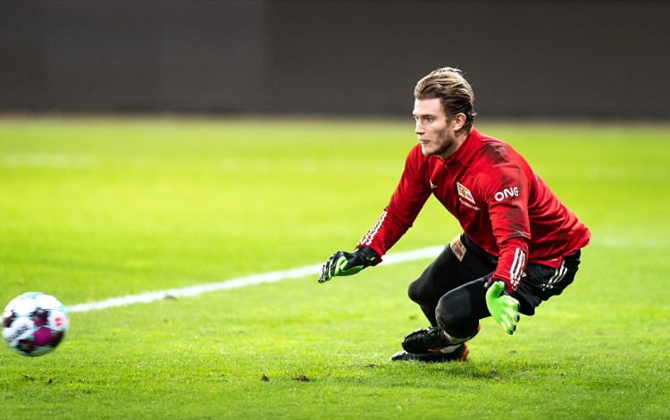 TA：巴塞尔曾报价卡里乌斯，但球员未同意个人条款不愿降薪