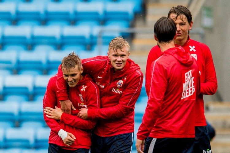 荷兰战挪威首发:德佩、德容、范迪克vs厄德高、哈兰德、海于格