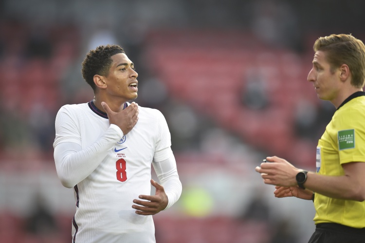 英媒:曼市双雄、红军蓝军都有意贝林厄姆,但多特明年不会出售他