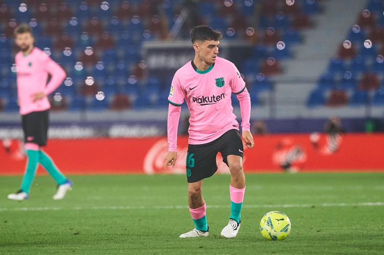 科曼:佩德里是一名非常聪明的球员,他的表现证明了这一点