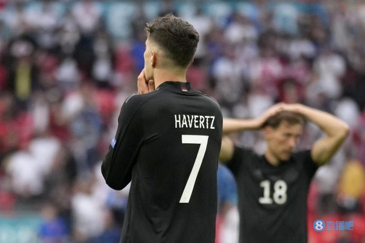 踢球者：哈弗茨和戈森斯将伤愈复出，全队25人前往冰岛