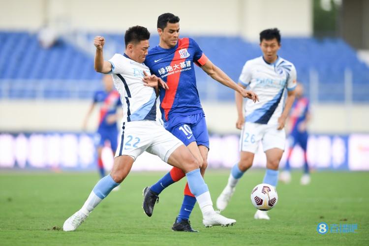 申花队重新集结,官博表态:积极态度面对剩余赛事,力争好的成绩