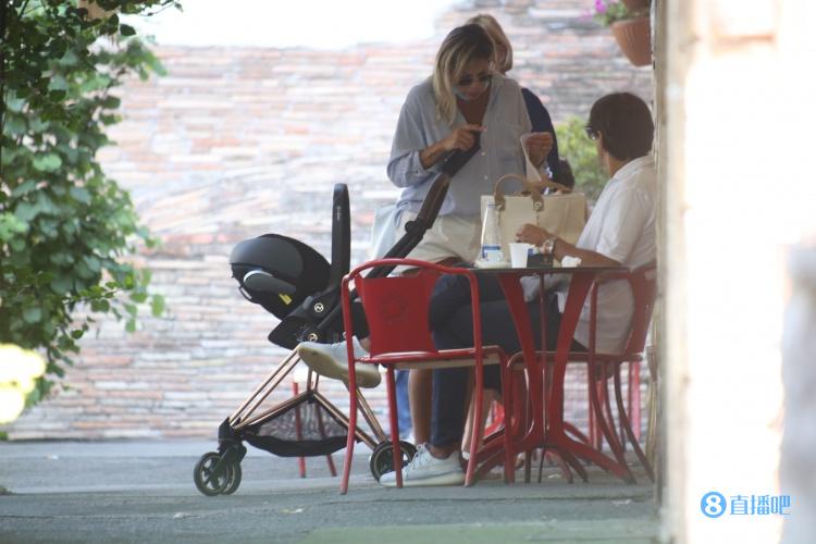 妻子:无论小因扎吉做什么我都全力支持他,永远不让他为我担心