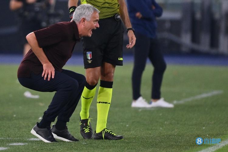 穆帅:现在我们的目标不是考虑欧会杯冠军,而是明天的小组赛