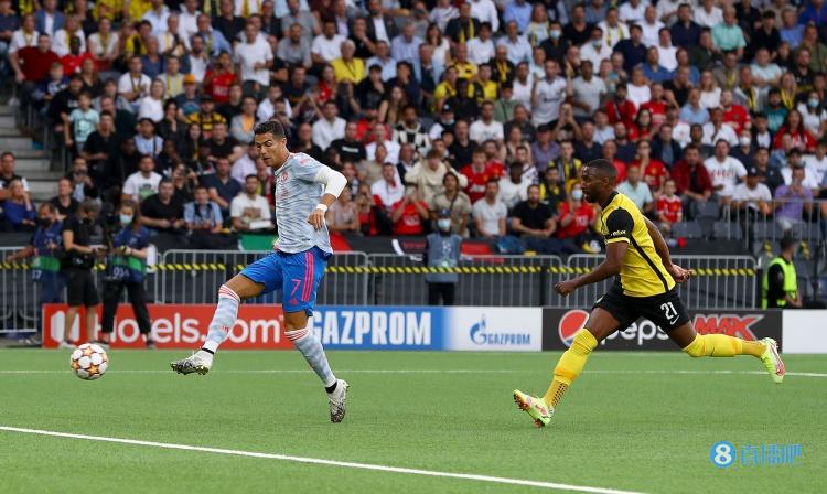 C罗连续16个赛季在欧冠破门,以135球高居欧冠历史射手榜头名