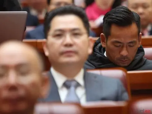 太阳城行政总裁周焯华900万美元悉售金融服务公司太阳国际的股份