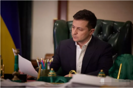 泽连斯基改变了乌克兰的赦免程序