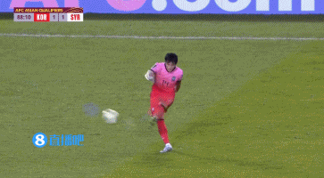 孙兴慜救主!金玟哉头球摆渡,孙兴慜第88分钟绝杀