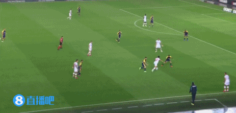 蝎子摆尾!L-佩莱格里尼精彩脚后跟破门当选意甲九月最佳进球