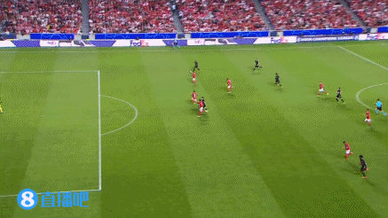再下一城!萨内破门,本场比赛完成两射一传