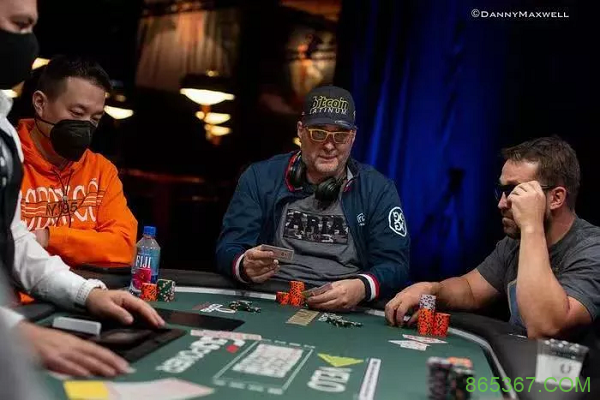 Phil Hellmuth在WSOP非NLH赛事中继续为生涯成就增添光彩