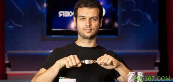 如日中天，Michael Addamo拿下个人第3条金手链！！