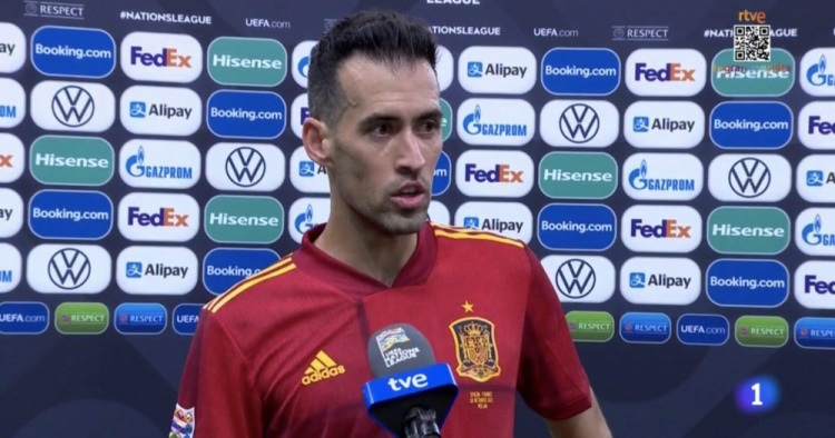 布斯克茨:裁判说加西亚主动碰球因此不越位,这完全说不通