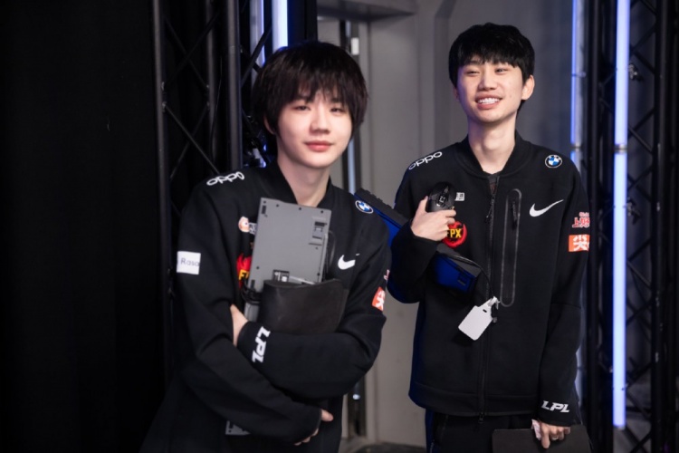 FPX赛后返图：有惊无险，等待下一场漂亮的胜利！