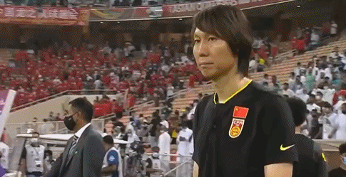 此时此刻的李铁,在想什么呢?