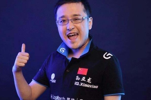 iG笑笑评价LPL:差点LCK四个第一 版本英雄LPL居然没一个会的