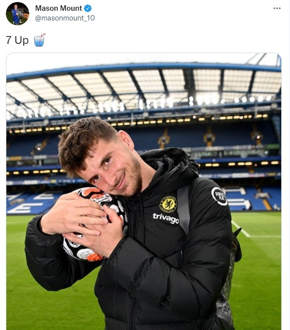 对阵诺维奇戴帽,芒特赛后晒比赛用球:7喜