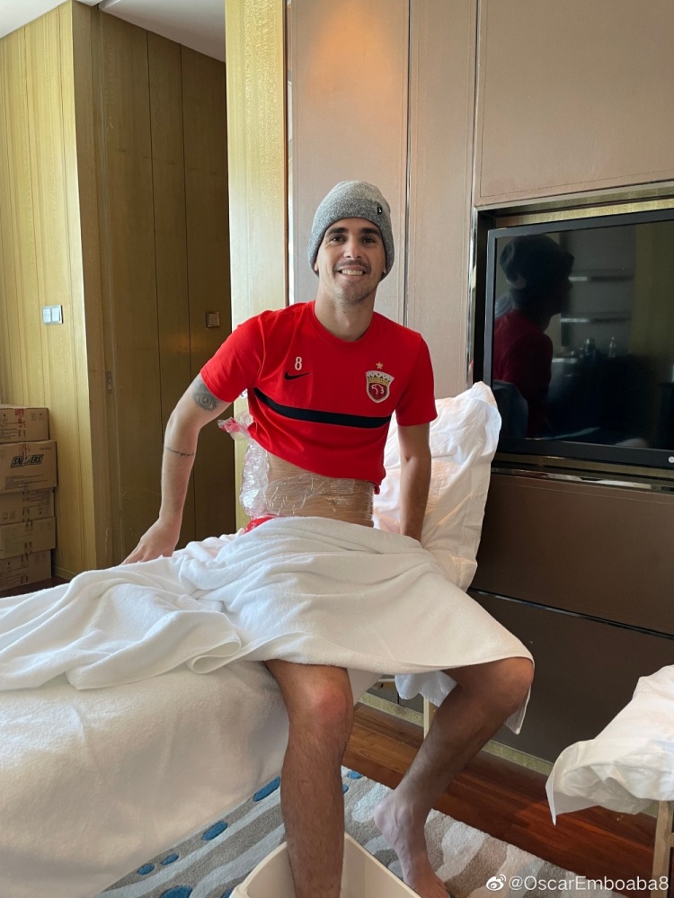 奥斯卡晒照：练完后的每日酸爽时间，等不及想快快复出