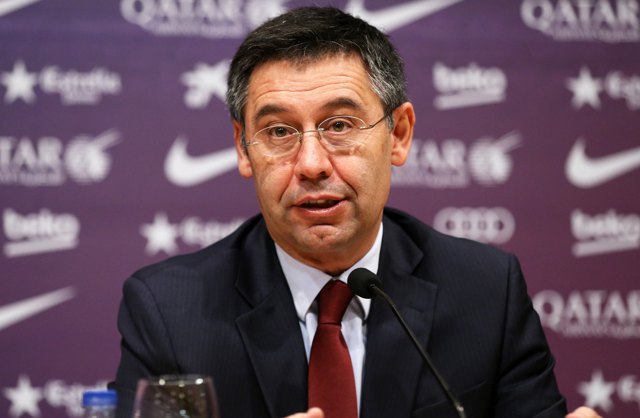 一年前的今天，巴托梅乌宣布辞去巴萨主席职位