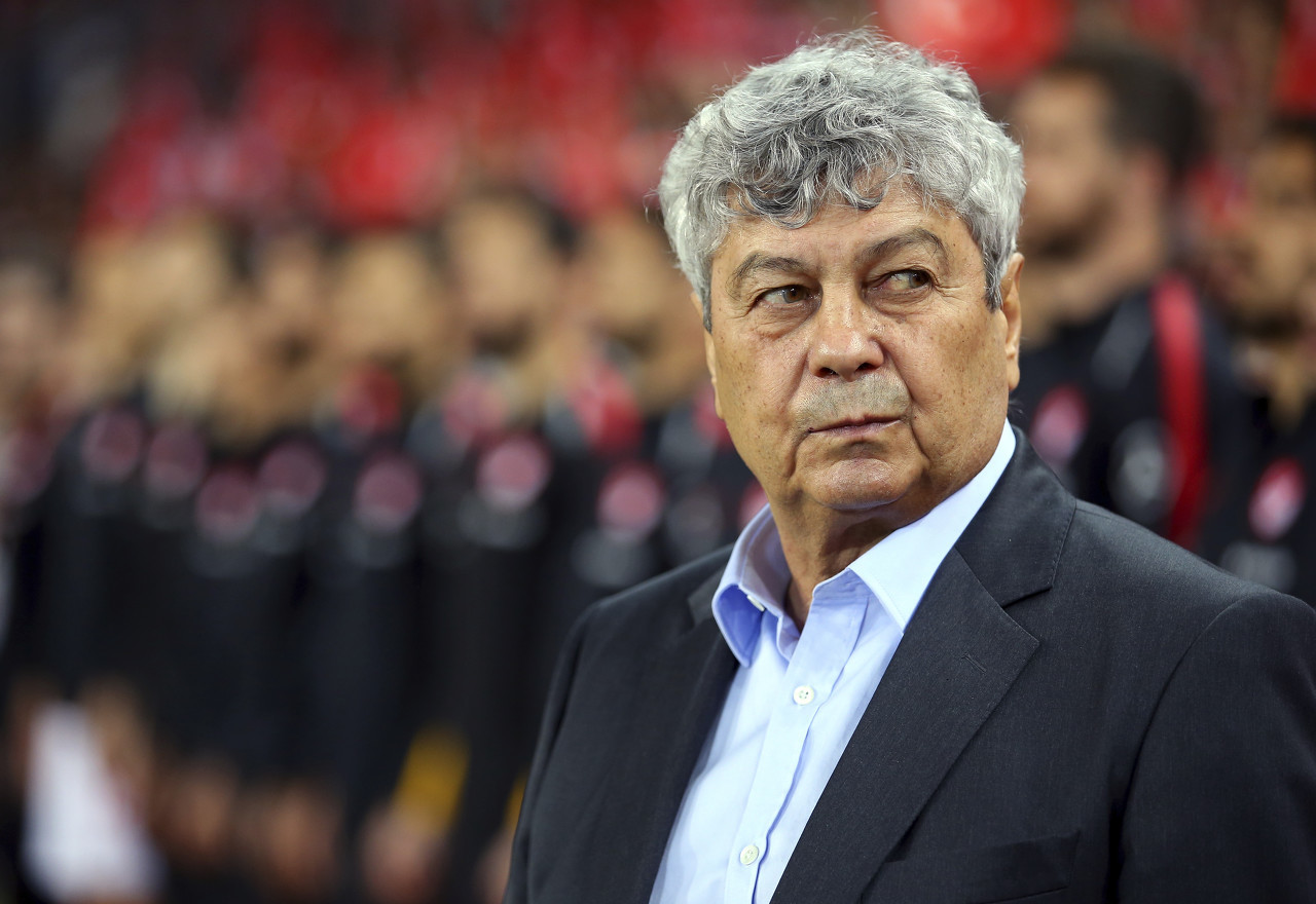 卢塞斯库:梅西可以在巴萨走着踢球,但拿球后他就是决定性的球员