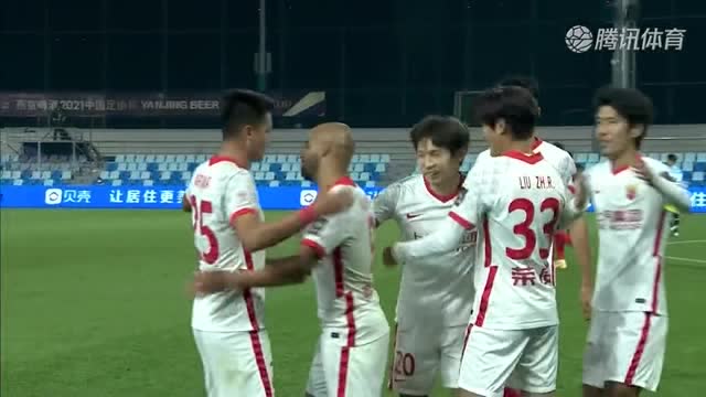 足协杯-吕文君传射李申圆头球建功 海港首回合3-0大连人