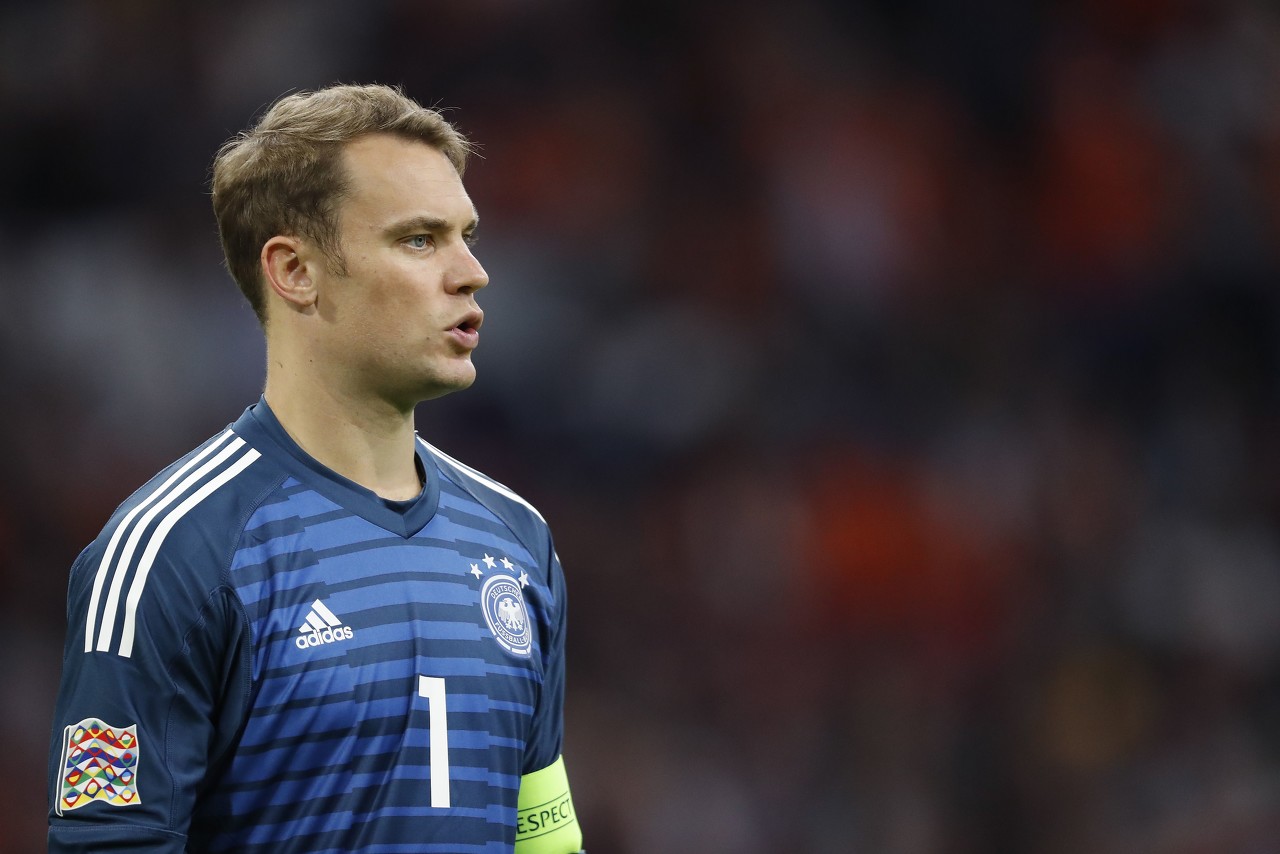 德国足协官方:诺伊尔今天已恢复训练,吕迪格背伤缺席