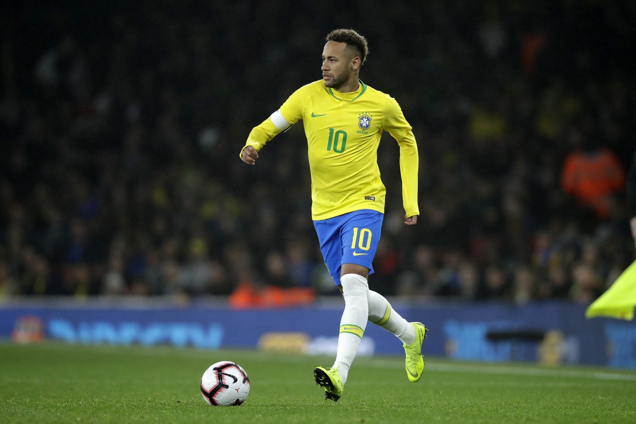 内马尔律师:现在还不可能,但内马尔将来想为弗拉门戈踢球