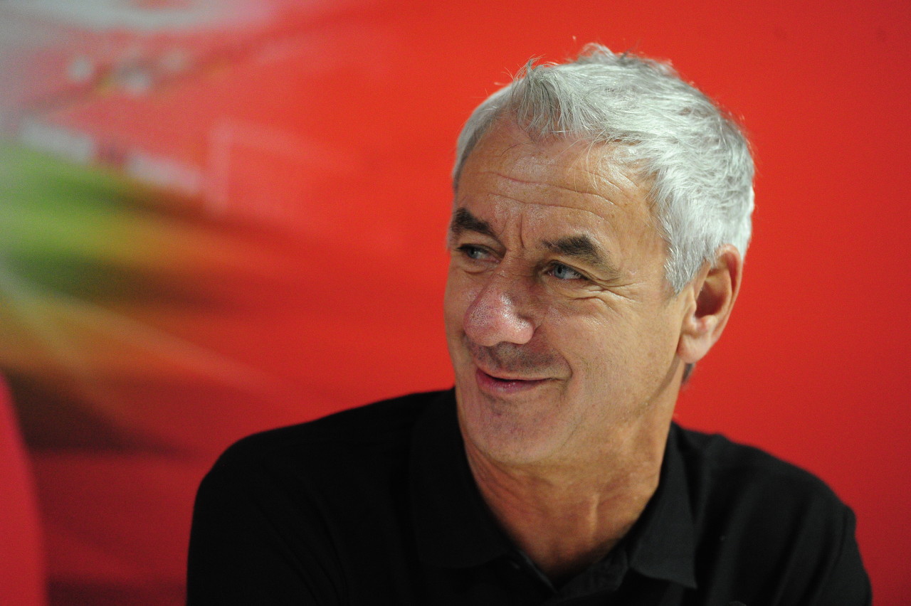 伊恩-拉什:英超球队将会赢下欧冠,但他们不能忽视其他队的威胁