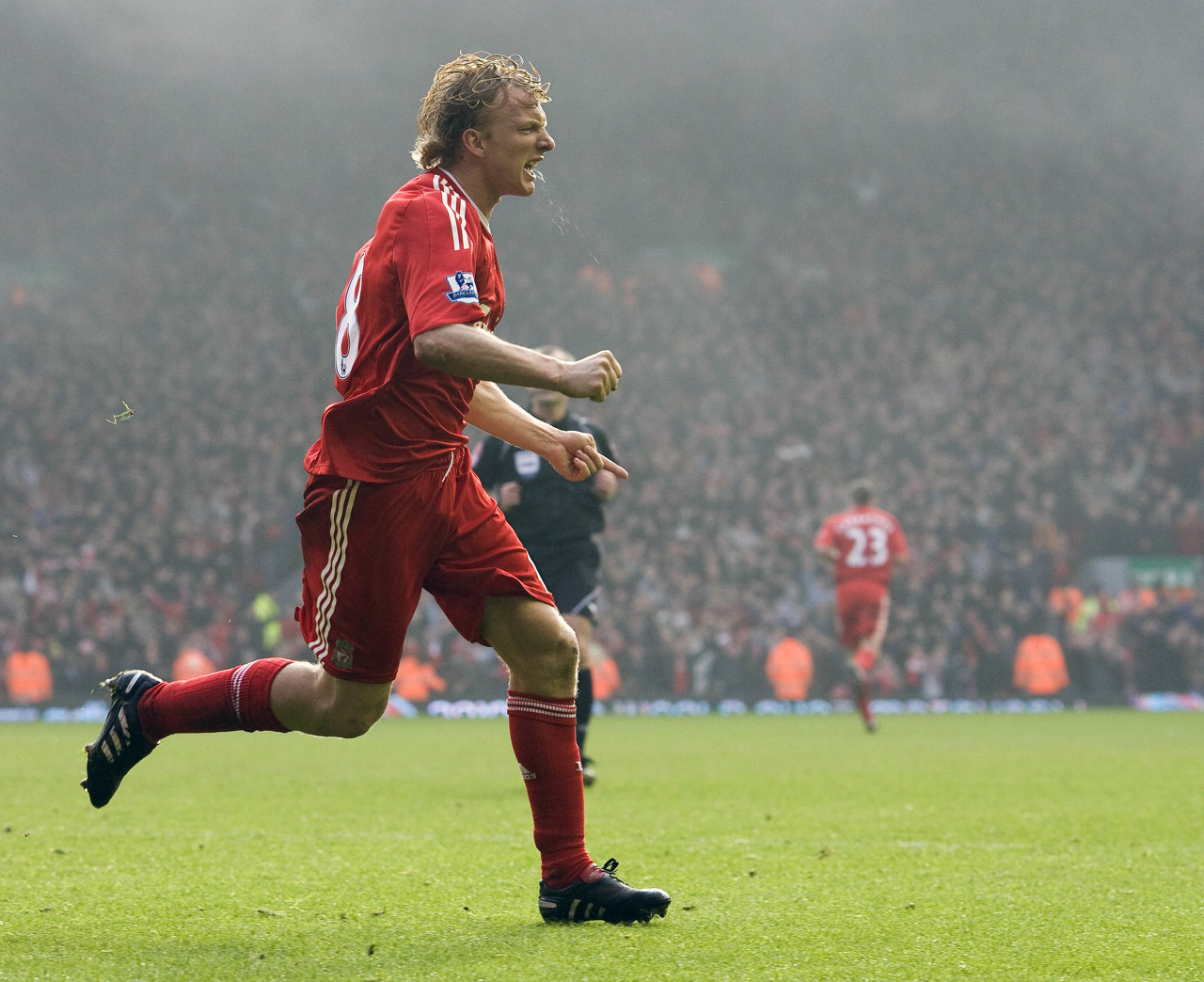 【足坛掌故】库伊特——荷兰“垦荒牛”,球场“万金油”