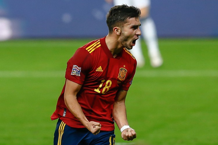 费兰-托雷斯本场数据：2射2正进2球，1次关键传球