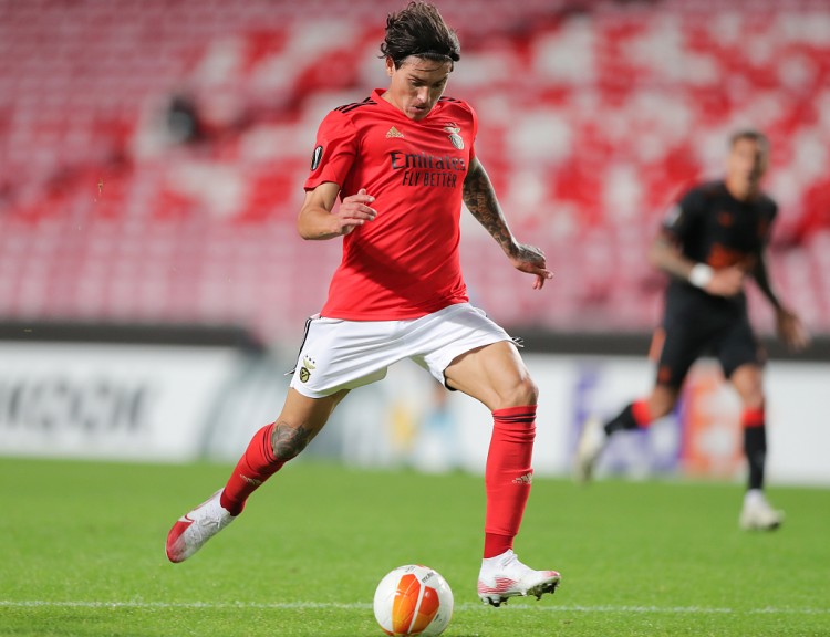 葡媒:马竞派球探现场考察本菲卡前锋努涅斯,球员解约金1.5亿欧