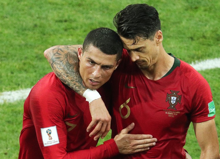 冯特:每场比赛C罗都会百分百努力 最喜欢中卫是范迪克和迪亚斯