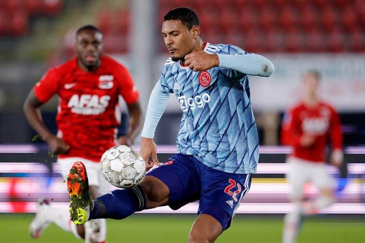 阿莱生涯前3场欧冠进6球，追平哈兰德保持的纪录