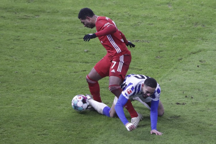 记者:格纳布里续约后的税前年薪为1300万到1500万欧