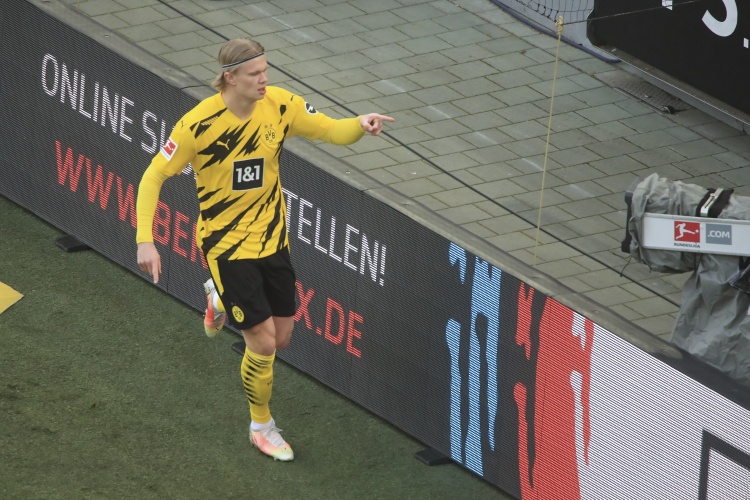 曼城旧将：如果曼城需我帮助引进哈兰德，我会尽我所能