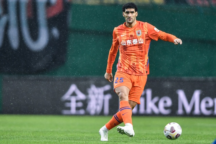 媒体人:费莱尼未参加泰山队合练 大概率缺席足协杯1/4决赛次回合