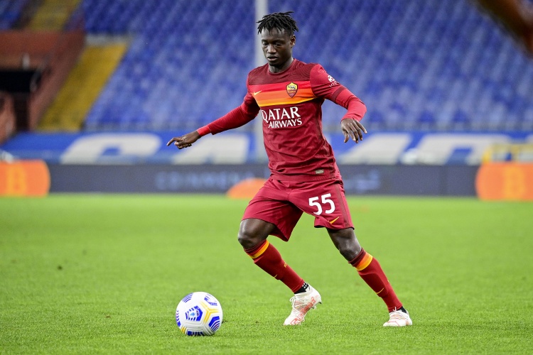 意媒:罗马将继续与达尔博经纪人谈续约,热刺&富勒姆对其有意