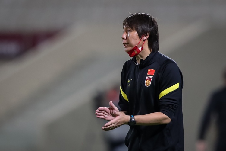 津媒:国足将开启针对性较强的训练,张玉宁首发战越南并未确定