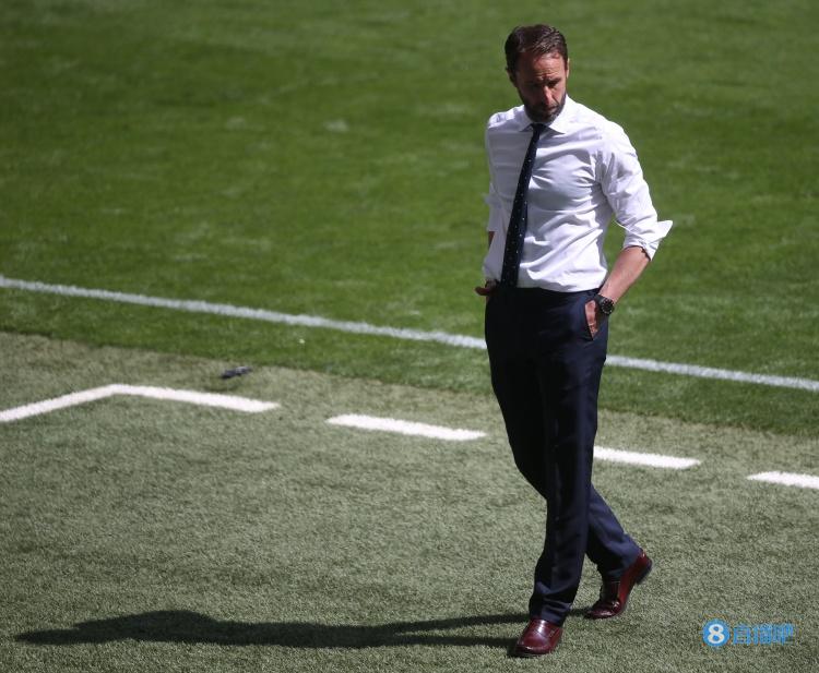 索斯盖特:桑乔展示了很多能力,我知道他也会在俱乐部做到这一点