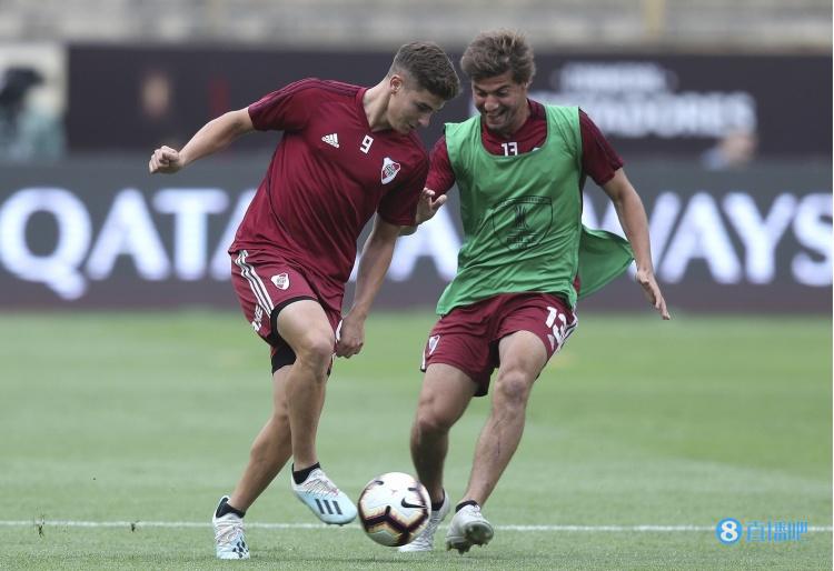 奥莱报:国米希望萨内蒂可促成阿尔瓦雷斯加盟,两人是阿根廷老乡