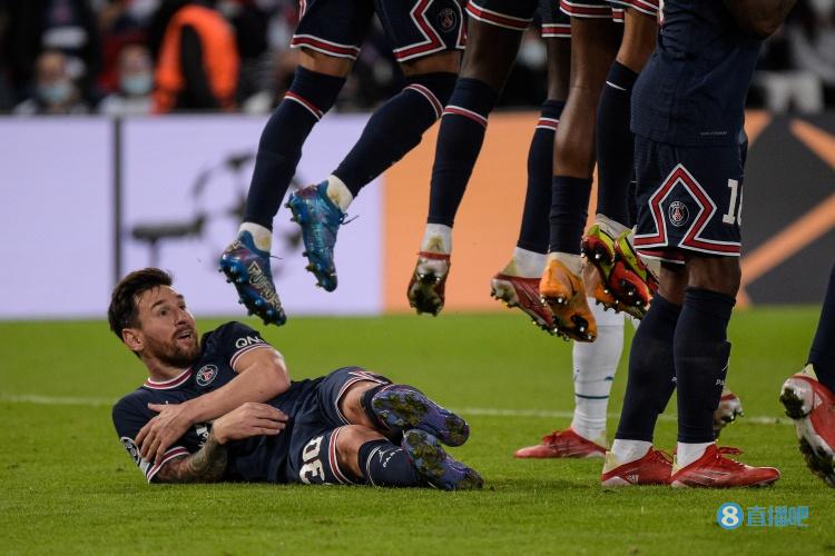 一周热评:他们说我踢球散步,我干脆躺下得了