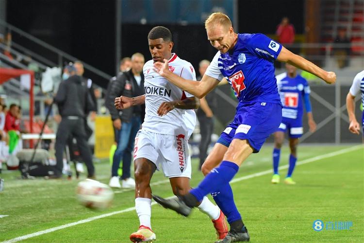 巴德:莱万属于排名世界前三的球员 很遗憾看到博阿滕离开拜仁