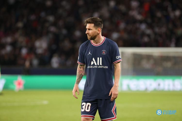 队报:梅西提前被换下可能是因他的肌肉有伤