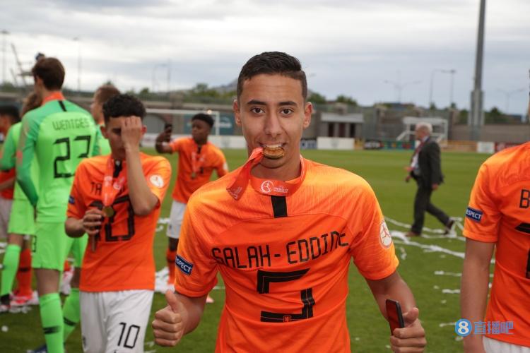 英媒:联赛杯对阵利兹联,阿尔特塔征召小将萨拉赫-埃丁