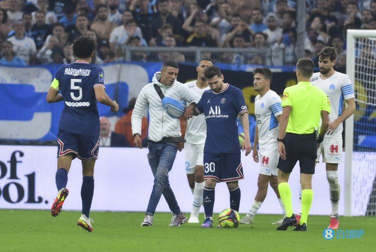 球迷行为导致比赛中断事件频发，法国球员联盟呼吁保护球员安全