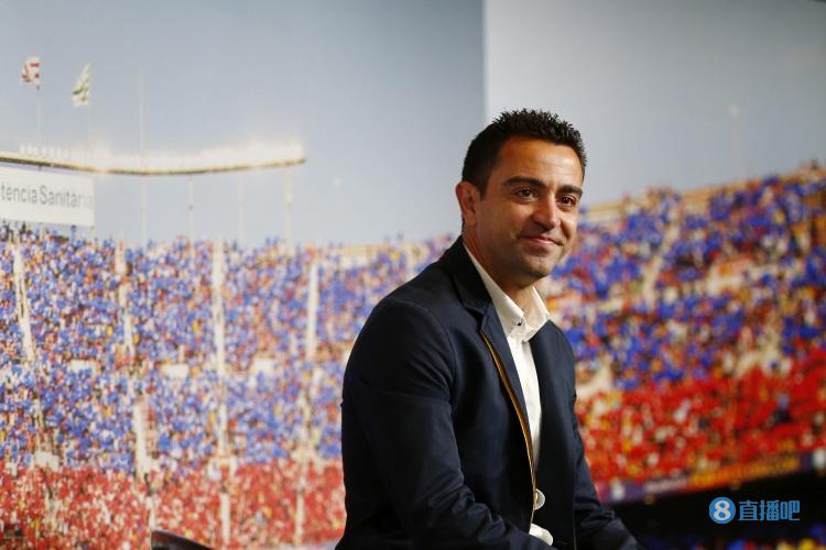 记者：哈维还没有与巴萨达成协议，他需要先与阿尔萨德谈解约