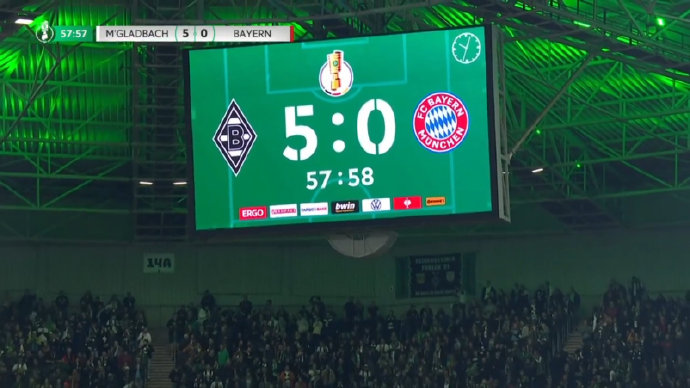 拜仁上次单场落后5球还是2008年,最终2-5不莱梅