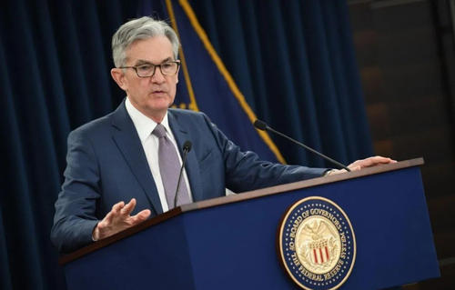 美联储主席恐换人？博彩市场数据显示鲍威尔连任几率大幅下降