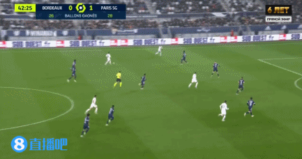 精妙配合！内马尔上演梅开二度，姆巴佩风骚脚后跟一磕再送助攻